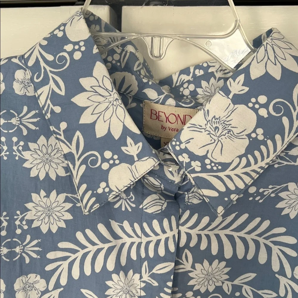 Blue & White Floral Maxi Dress by Beyond by Vera - Picture 11 of 12